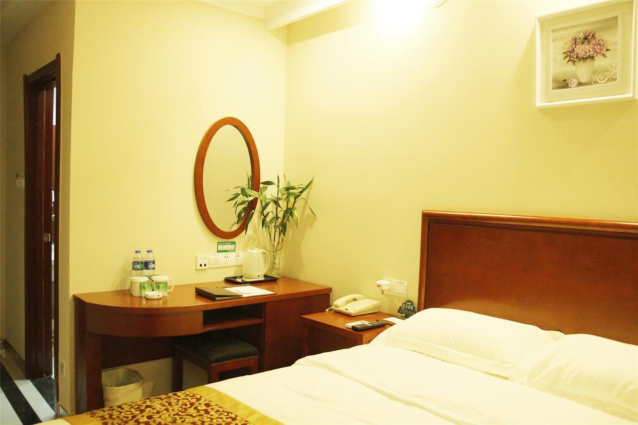 Greentree Inn Jiujiang Railway Station Business Hotel Exterior foto